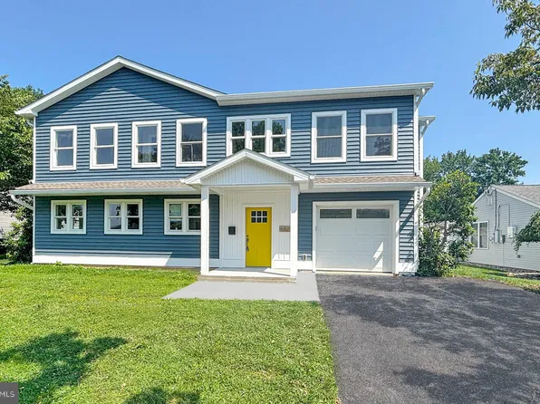 463 Austin Dr, Fairless Hills, PA 19030