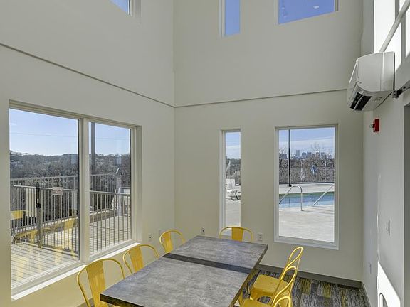 3rd image of 400 Herron Dr APT 313