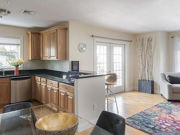 5th image of 15 Summer St Unit 209
