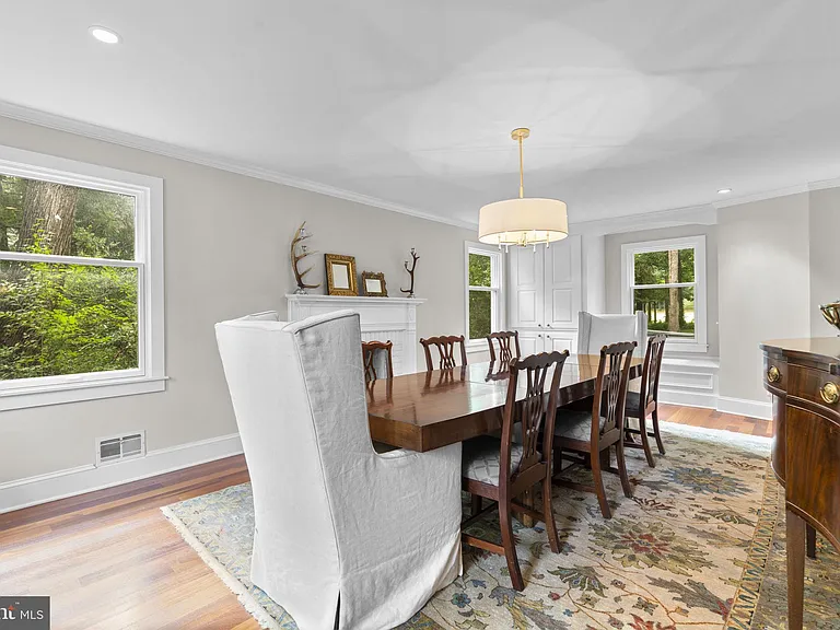 56 Saint Andrews Rd — Photo 9