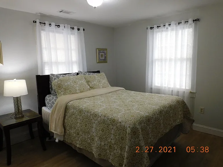 1332 Hillridge Dr — Photo 6