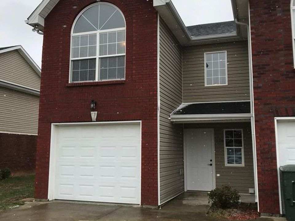 1st image of 124 Darby Woods Ct