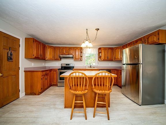 4th image of 170 Bryant St
