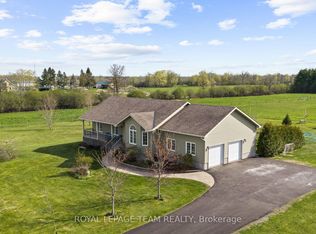 1289 Rideau River Rd, Montague, ON K0G 1N0