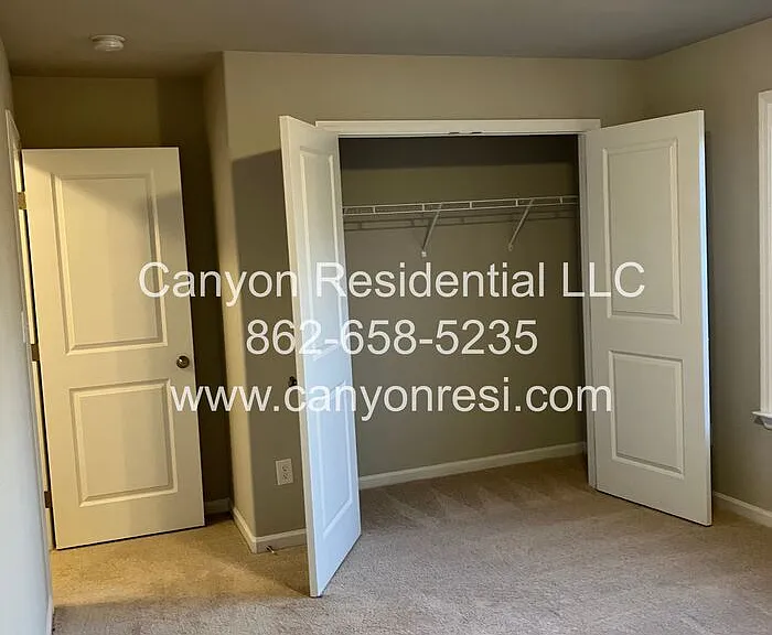 153 Beaver Brook Pl — Photo 9