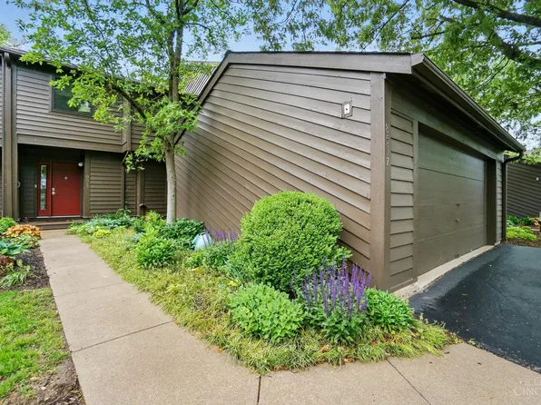 8517 Wyoming Club Dr, Cincinnati, OH 45215