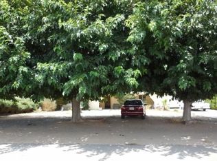 10802 Hawthorne Rd, Hesperia, CA 92345