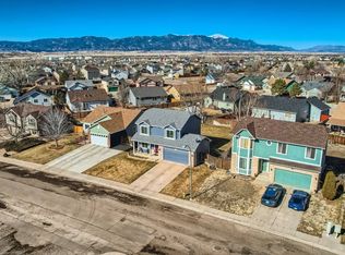 827 Barn Owl Dr, Fountain, CO 80817