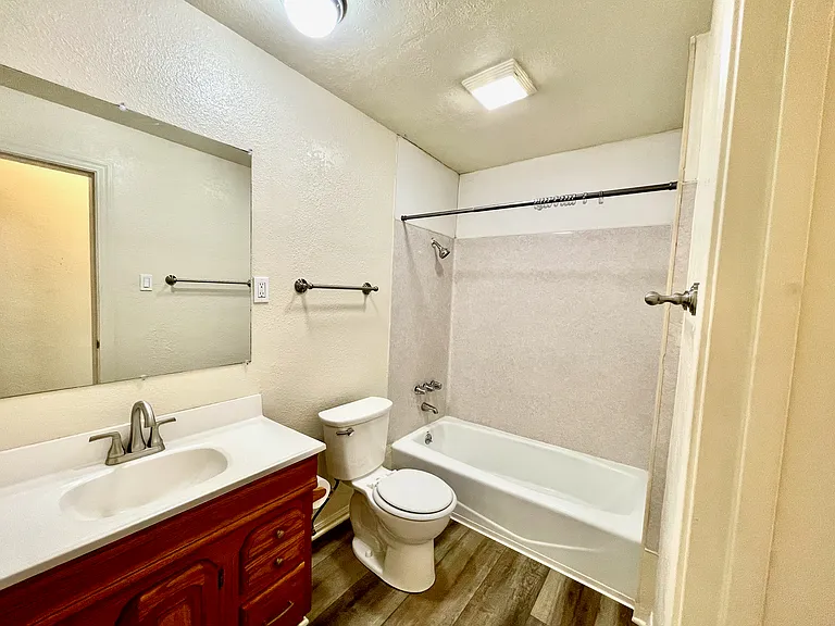 3638 E 1st St #NA — Photo 18