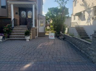 775 9th St #2, Secaucus, NJ 07094