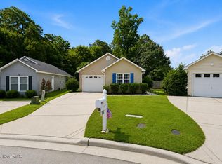 108 Gladiola Dr, New Bern, NC 28562