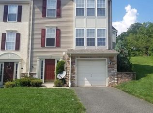 119 Brookview Ln, Pottstown, PA 19464