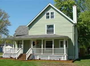 1708 Brainard Rd, Lyndhurst, OH 44124