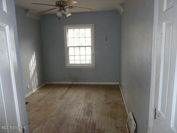 4th image of 951 Ballard St SE