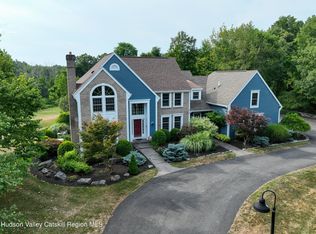70 Mosher Rd, Glenmont, NY 12077