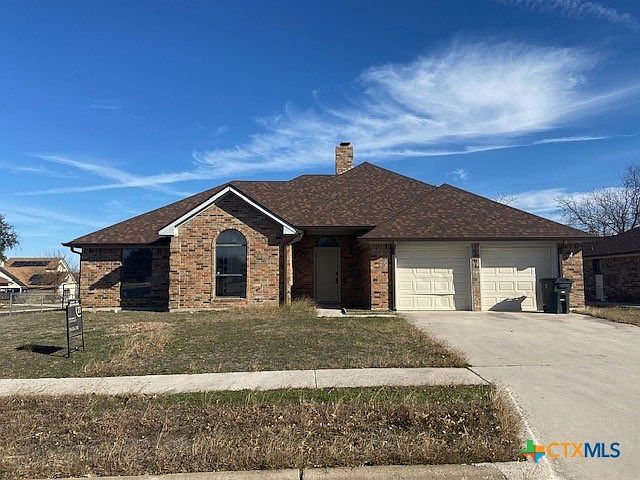 1st image of 4701 Shawn Dr