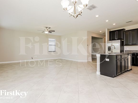 3rd image of 9821 Ivory Dr