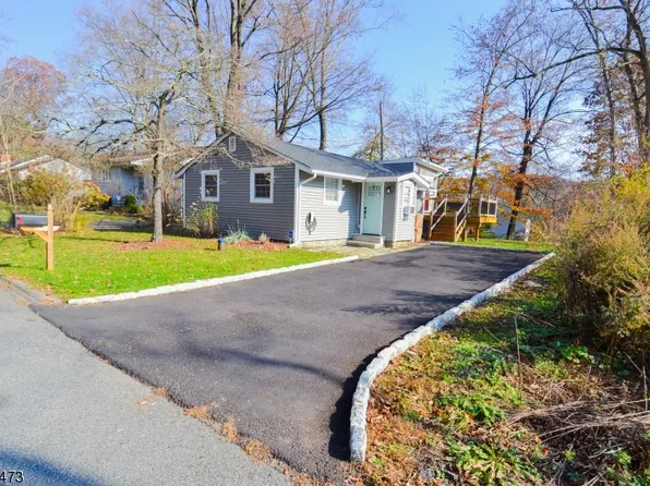 22 Hallvard Ter, Rockaway Twp., NJ 07866