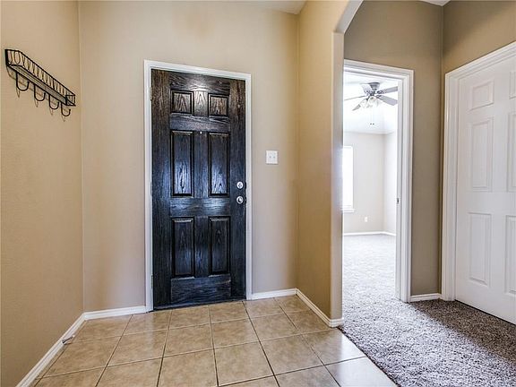 5th image of 1801 Belmont Dr