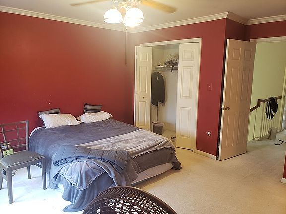 5th image of 5145 Woodmire Ln