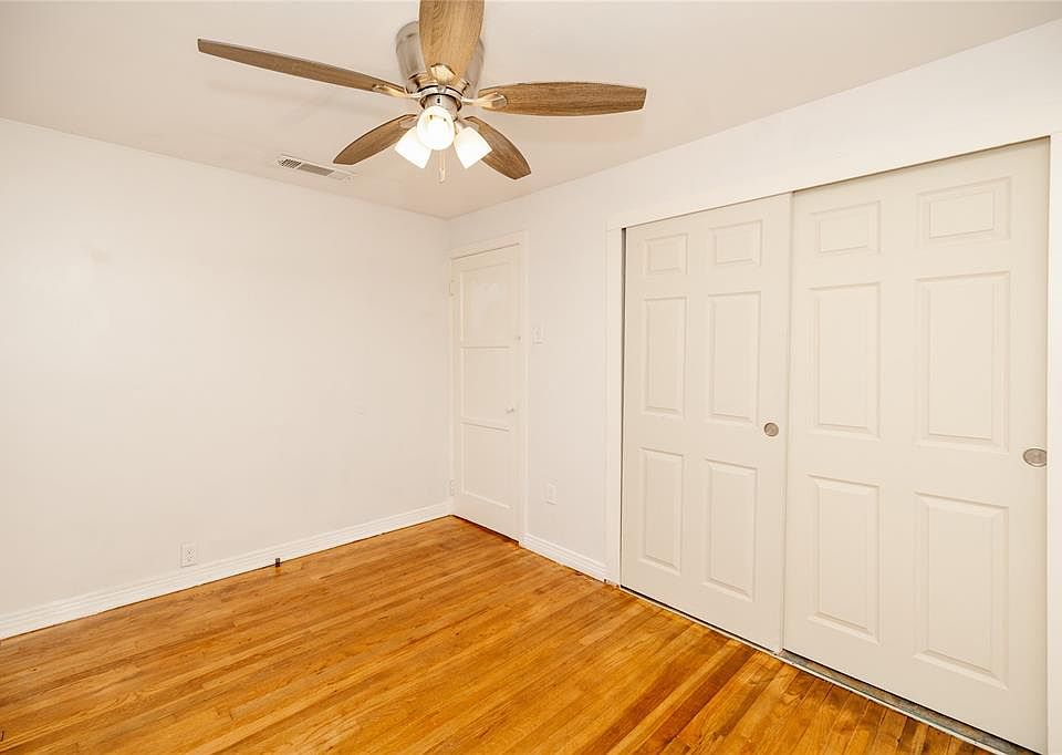 1st image of 6419 Lovett Ave #6419