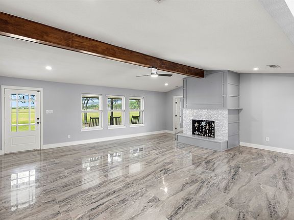 3rd image of 6754 Raymond Rd