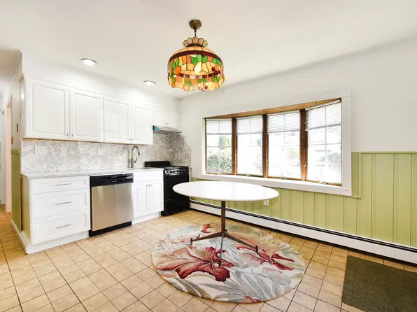 (undisclosed Address), Hicksville, NY 11801