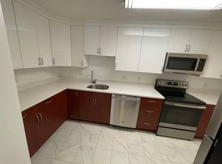 56 Pine St #K, Canton, MA 02021