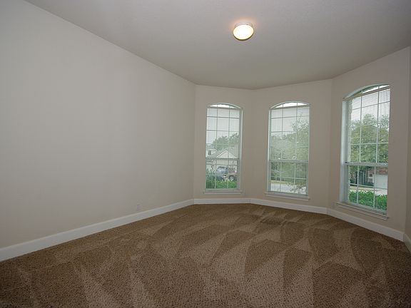 5th image of 2614 Corabella Pl