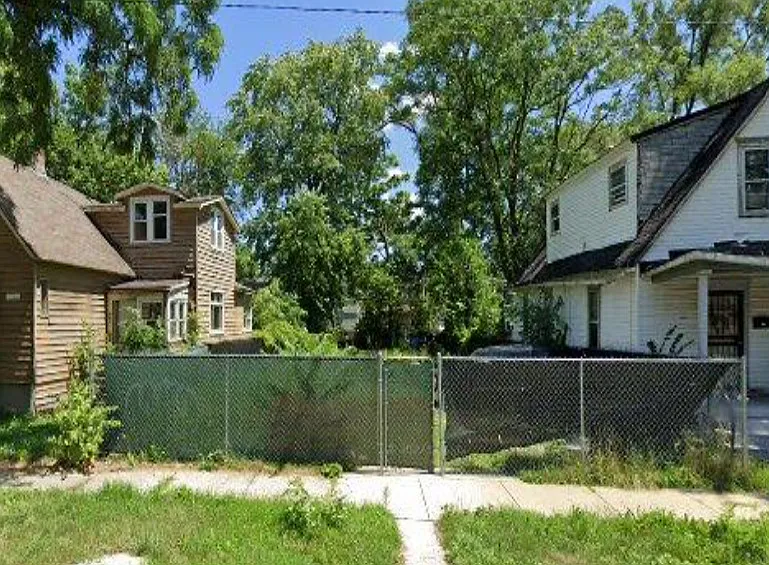 11543 S Princeton Ave photo 1