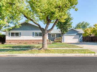 1104 W Norwich Ave, Fresno, CA 93705