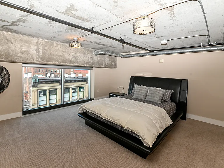353 W 4th St #501 — Photo 29