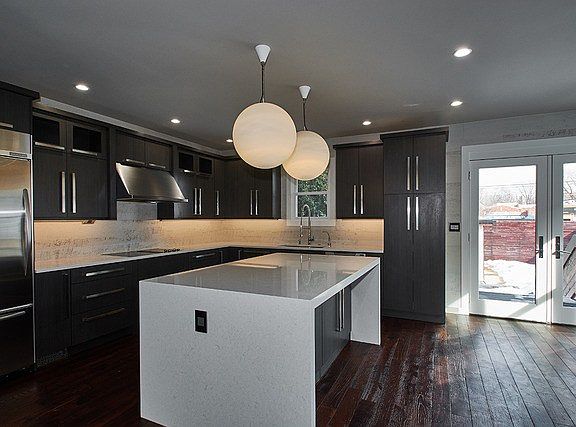4th image of 4219 N Sawyer Ave