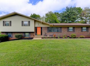 9537 Mobile Dr, Knoxville, TN 37923