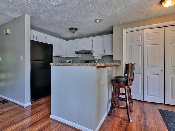 5th image of 15 Cortez Dr #15