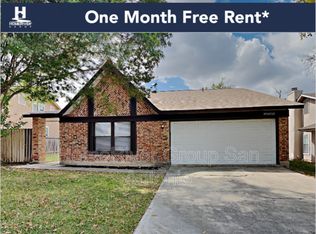 10602 Horn Blvd, San Antonio, TX 78240