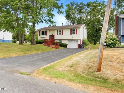 52 Bloomingdale Avenue, East Greenbush, NY, 12061