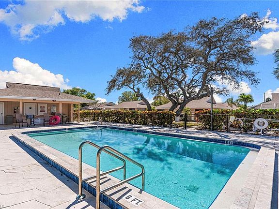 2nd image of 27670 S View DR #134
