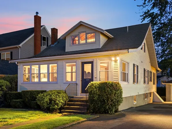 359 Quincy Shore Dr, Quincy, MA 02171