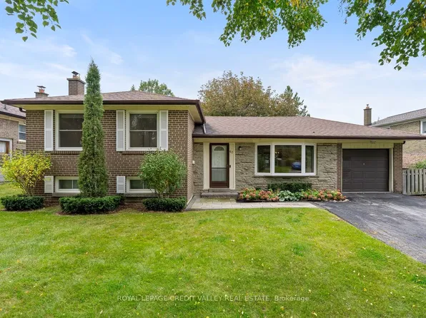 62 Summerside Cres, Toronto, ON M2H 1X1