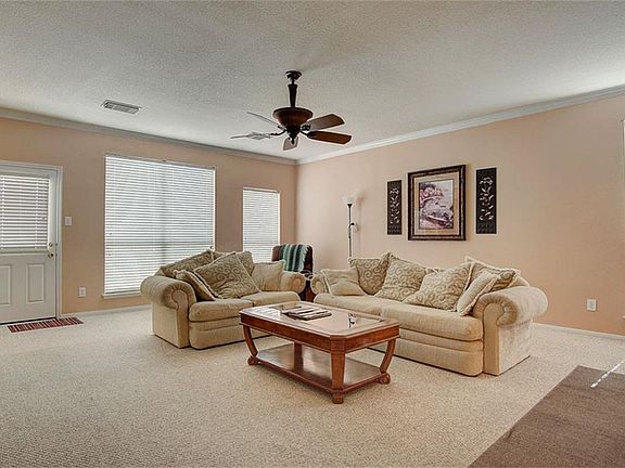 4th image of 4010 Wren Brook Ct