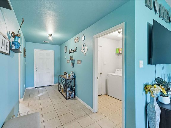 5th image of 5019 Pacific Ridge Ln