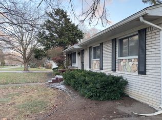 309 Paragon Ave, Troy, MI 48098