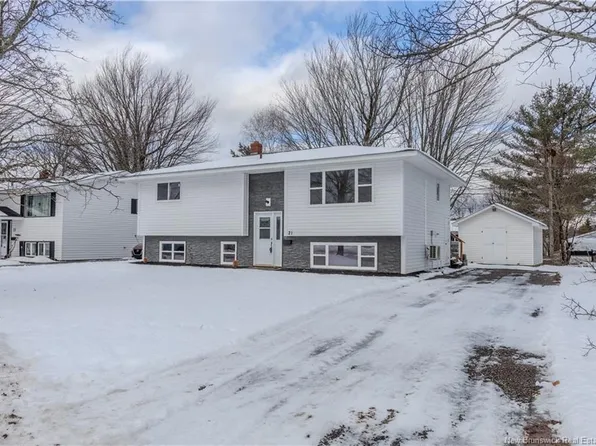 21 Shawn Ct, Riverview, NB E1B 3R5