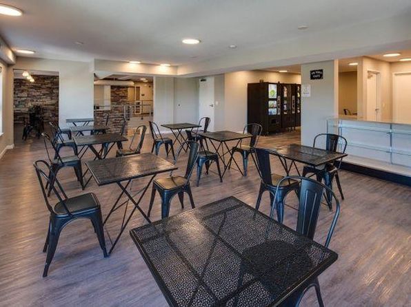 2300 Hastings Ave APT 442