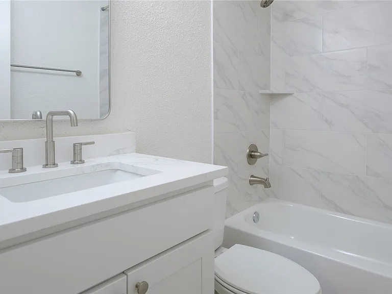 1500 Alpine Cir #A — Photo 10