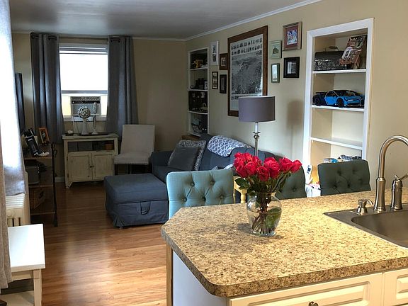 2nd image of 106 Hastings Ave
