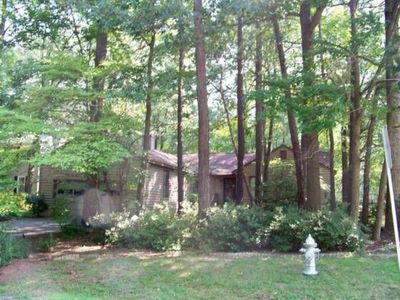 719 Pleasanthill Dr, North Chesterfield, VA, 23236