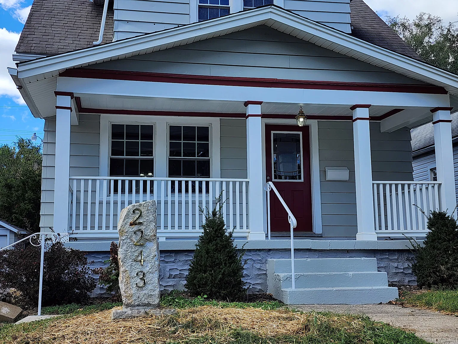 2 bed, 978 sqft, $1,100 — Photo 1