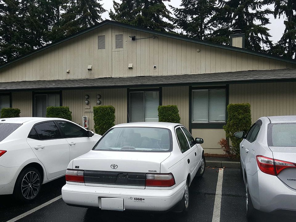 1st image of 2707 18th St SE #H32